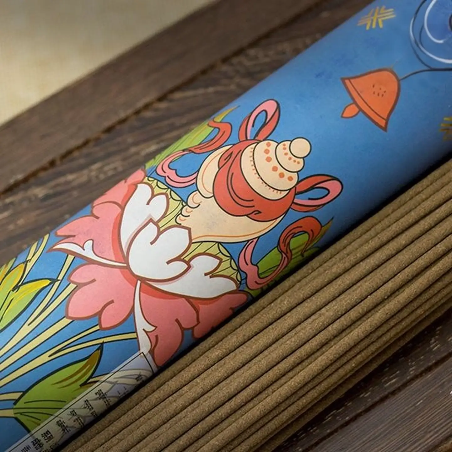 Close-up of Labrang Cardamom 25 incense sticks showing handmade herbal-fiber texture.